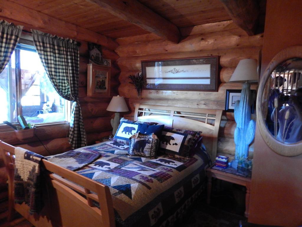Idle Spurs Log Cabin Bed & Breakfast Black Diamond Eksteriør bilde