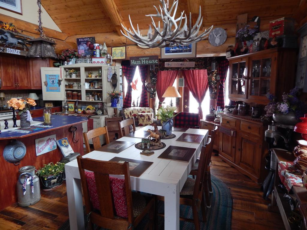 Idle Spurs Log Cabin Bed & Breakfast Black Diamond Eksteriør bilde