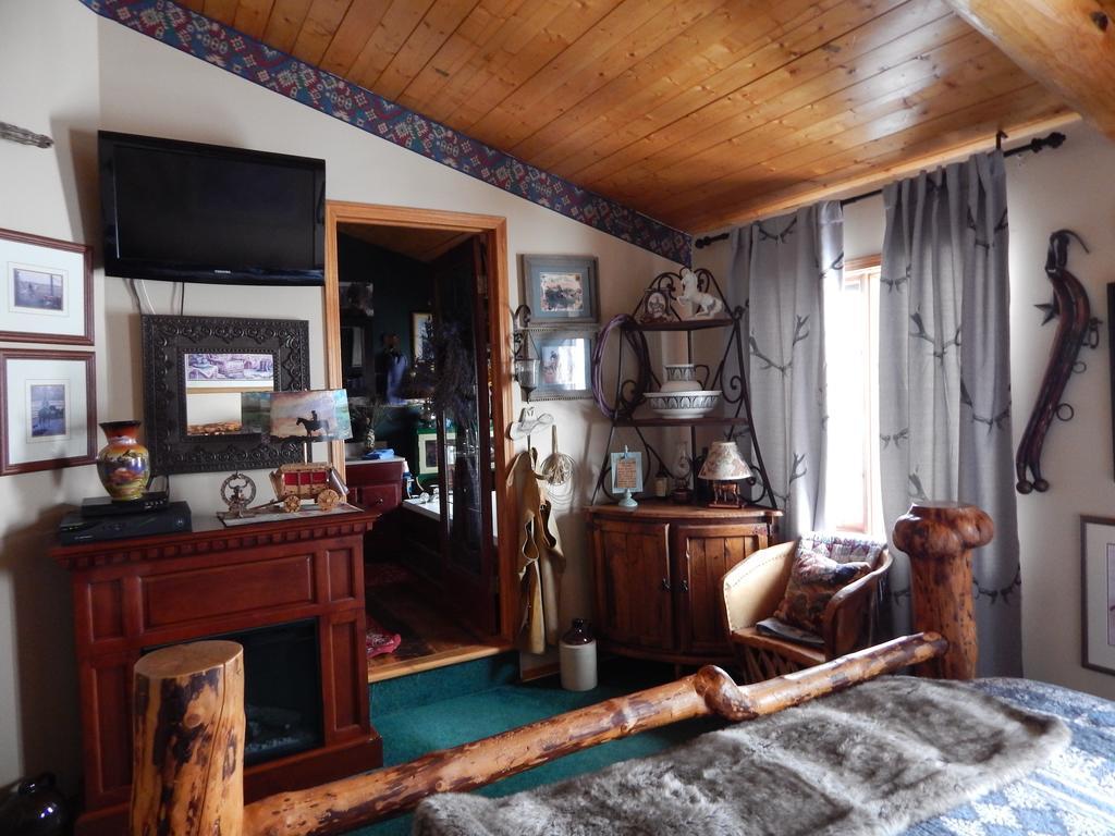 Idle Spurs Log Cabin Bed & Breakfast Black Diamond Eksteriør bilde