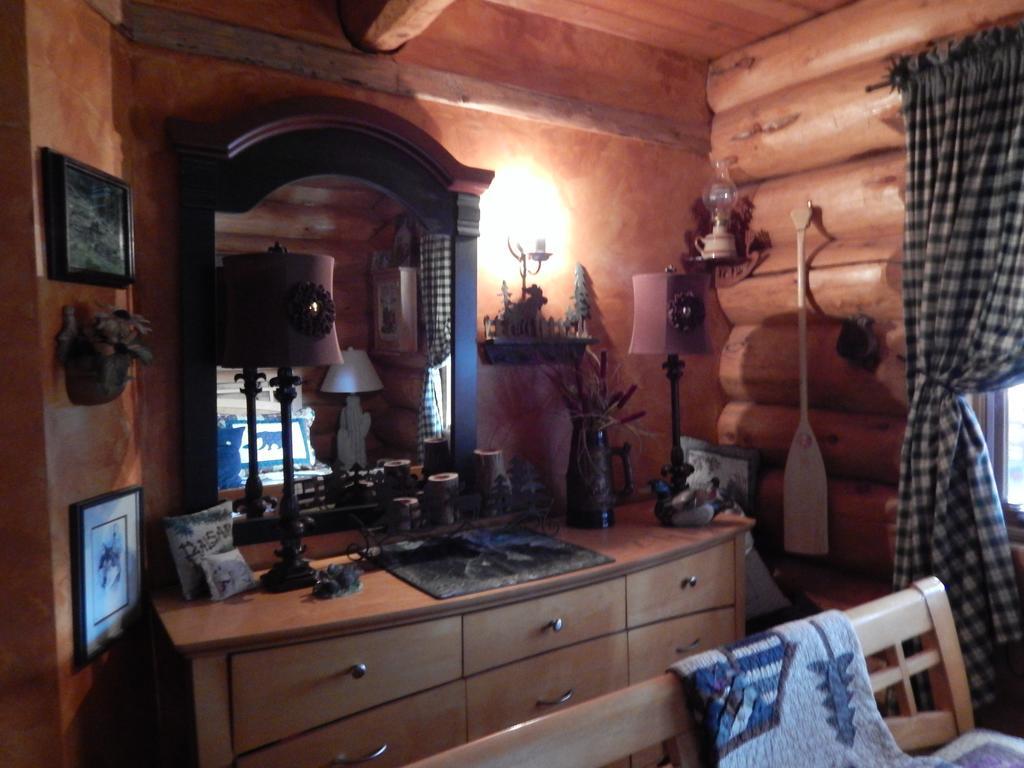 Idle Spurs Log Cabin Bed & Breakfast Black Diamond Eksteriør bilde
