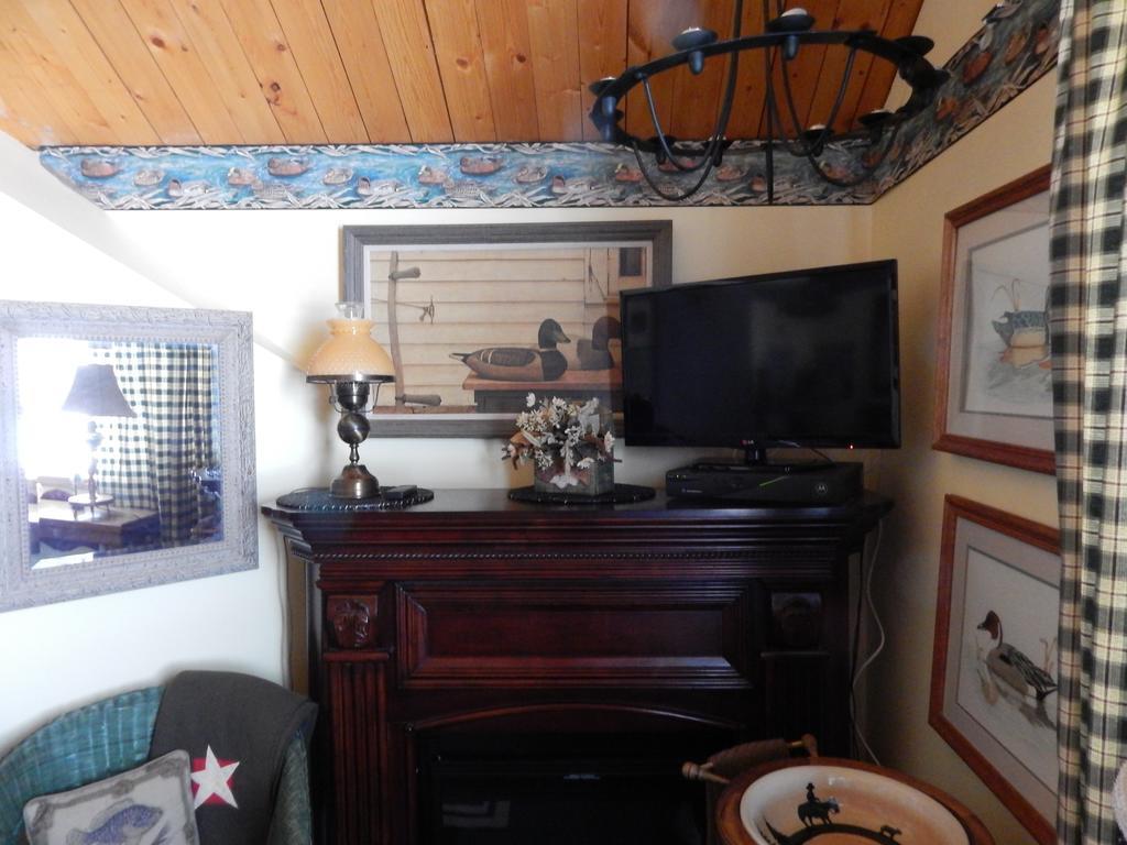 Idle Spurs Log Cabin Bed & Breakfast Black Diamond Eksteriør bilde
